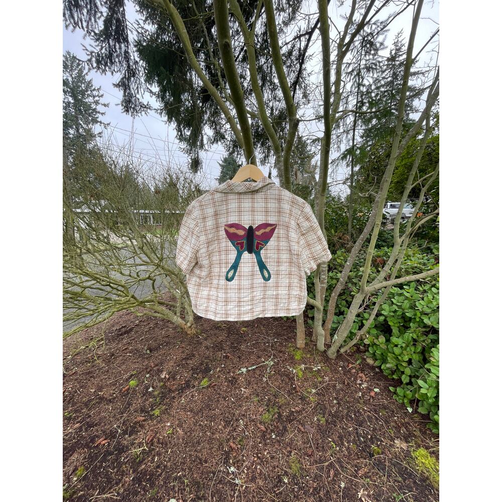 Large Moth Upcycled Cropped Button Down - image 3